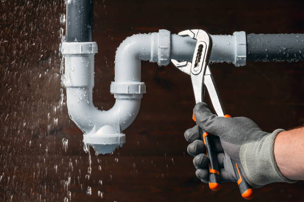 Professional Drain Cleaning technician working in Hunter, OH